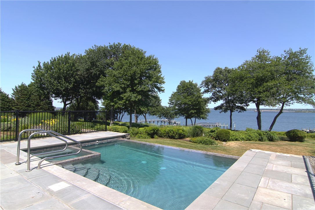 400 East Shore Road Jamestown, RI 02835 - Photo 2 of 49