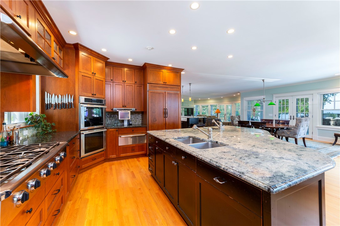 400 East Shore Road Jamestown, RI 02835 - Photo 21 of 49