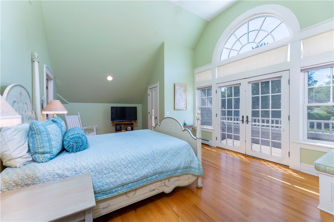 400 East Shore Road Jamestown, RI 02835 - Photo 37 of 49