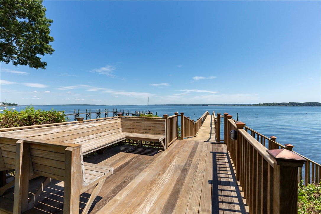 400 East Shore Road Jamestown, RI 02835 - Photo 6 of 49