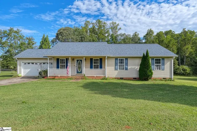 $289,900 | 307 Sally Brooke Lane, Inman, SC 29349