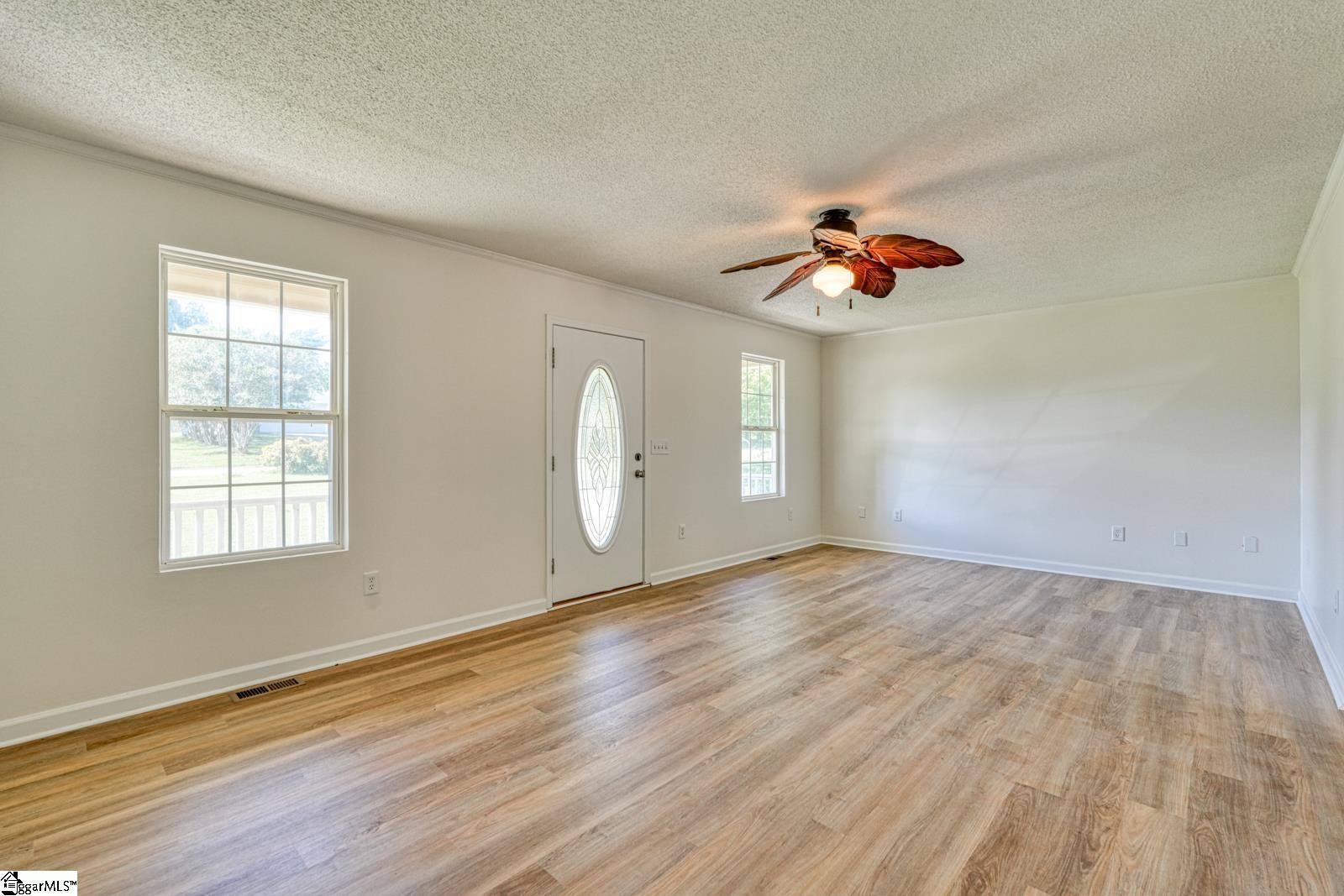 307 Sally Brooke Lane Inman, SC 29349 - Photo 5 of 35