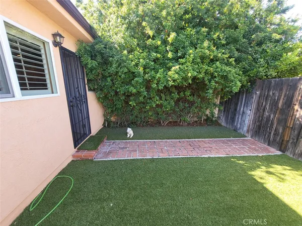 $1,150,000 | 532 North Reese Place, Burbank, CA 91506