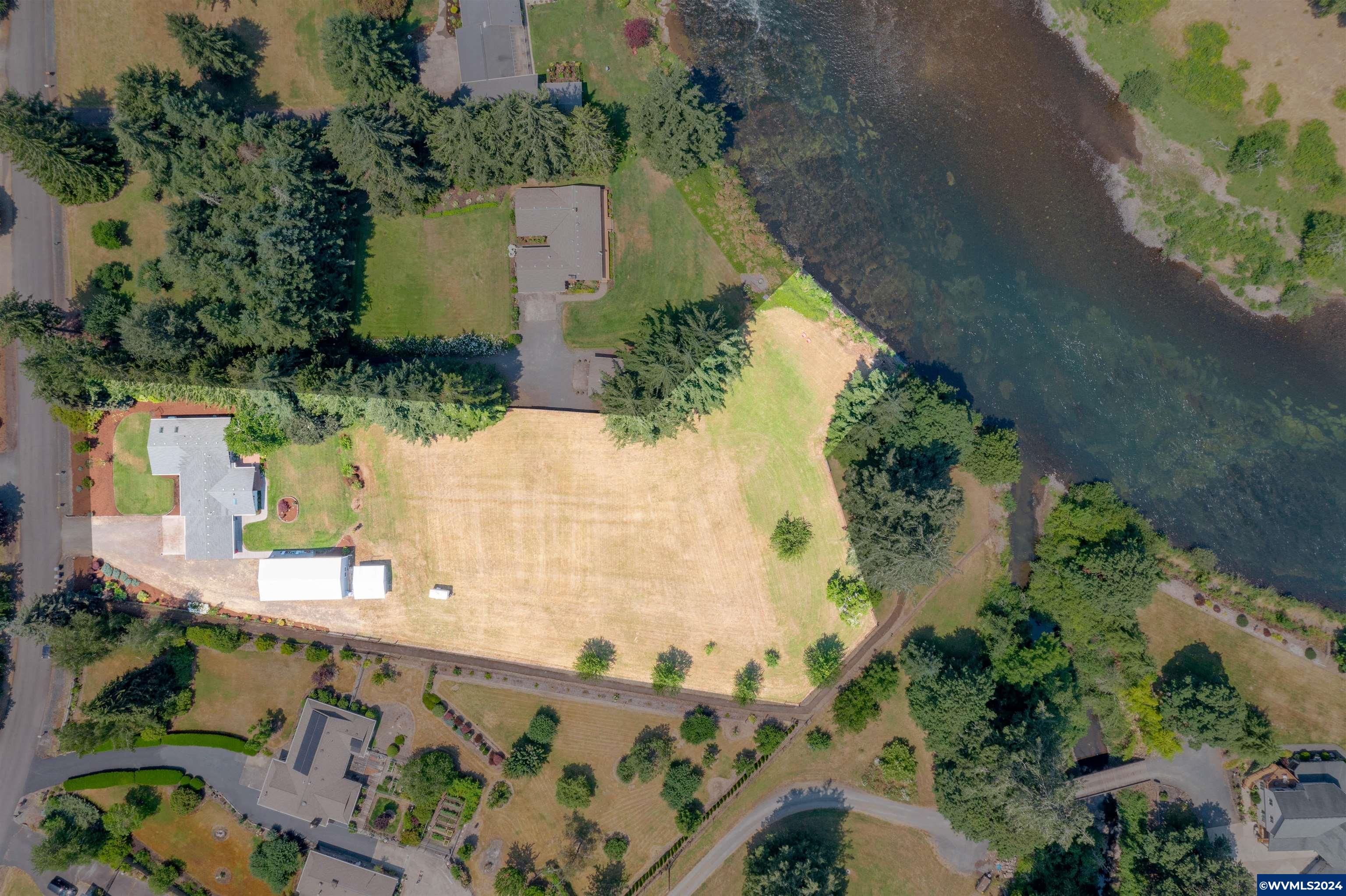 30525 Santiam River Road Lebanon, OR 97355 - Photo 30 of 41 Gallery Image 30