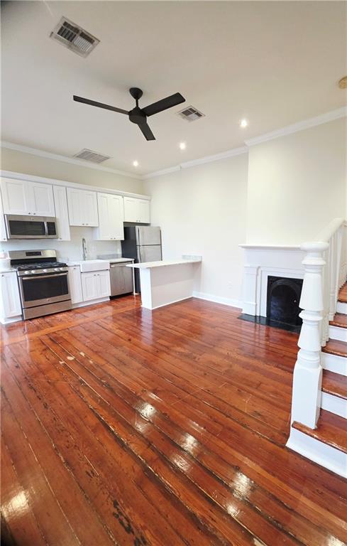 1002 Third Street, Unit 4 New Orleans, LA 70130 - Photo 3 of 11