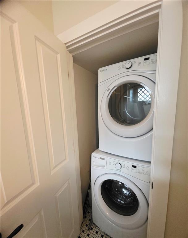 1002 Third Street, Unit 4 New Orleans, LA 70130 - Photo 8 of 11