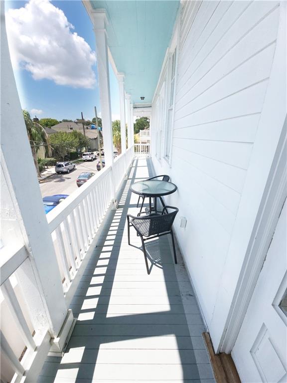 1002 Third Street, Unit 4 New Orleans, LA 70130 - Photo 9 of 11