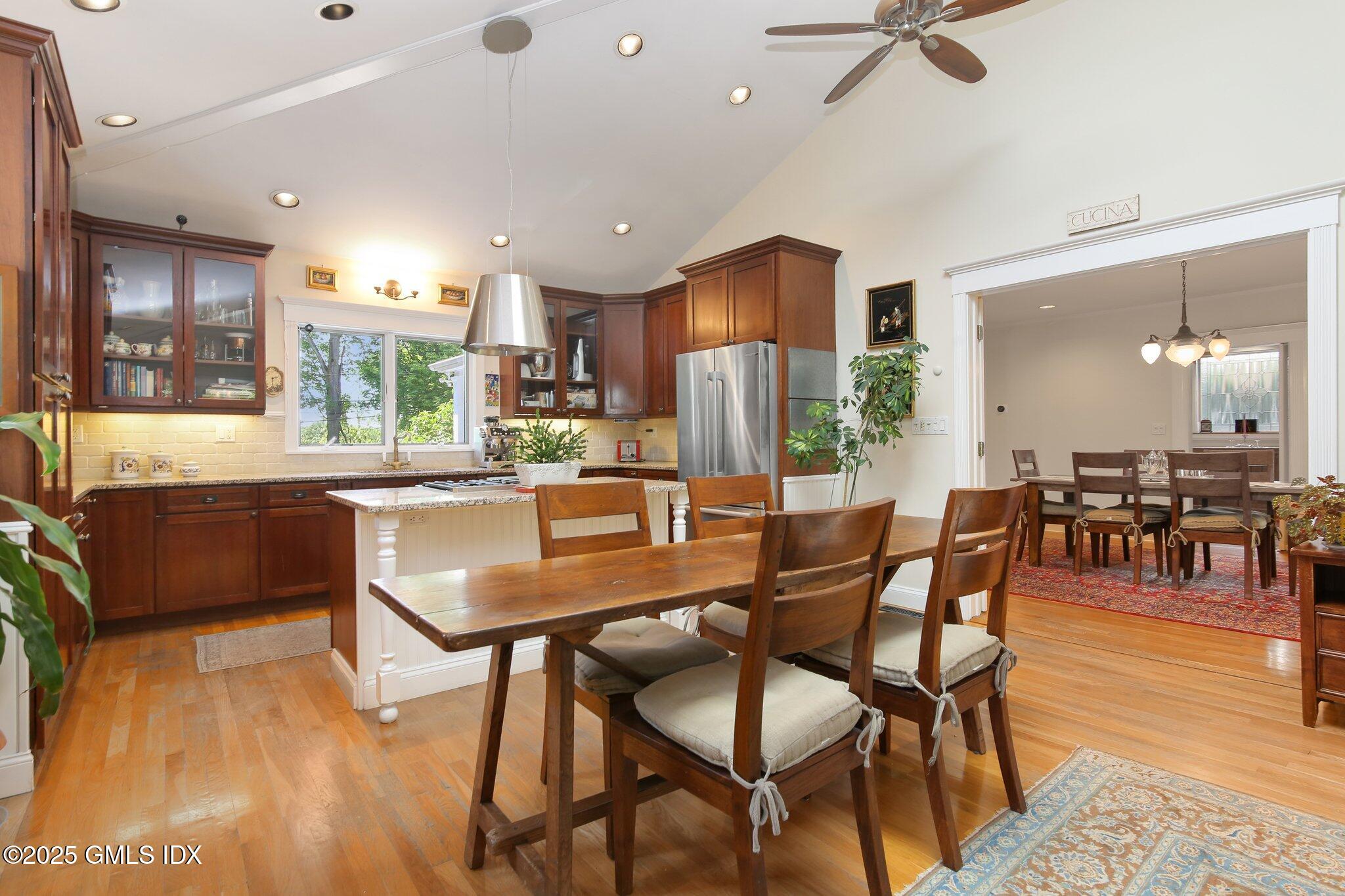 23 Westview Place Riverside, CT 06878 - Photo 12 of 42 Kitchen