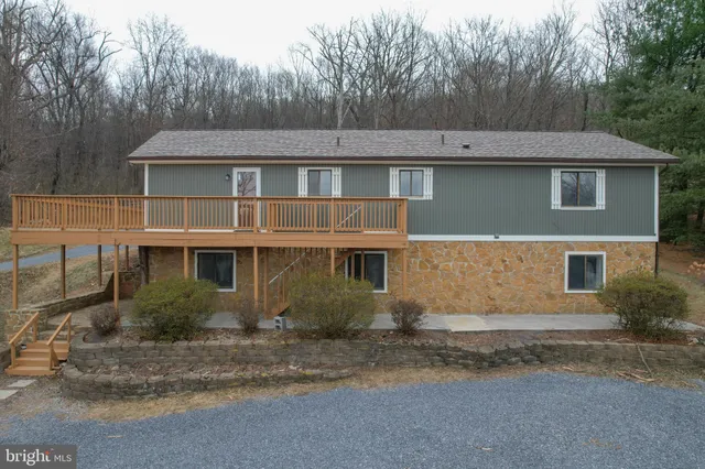 $2,750 | 3456 Co Rte 9/9, Hedgesville, WV 25427