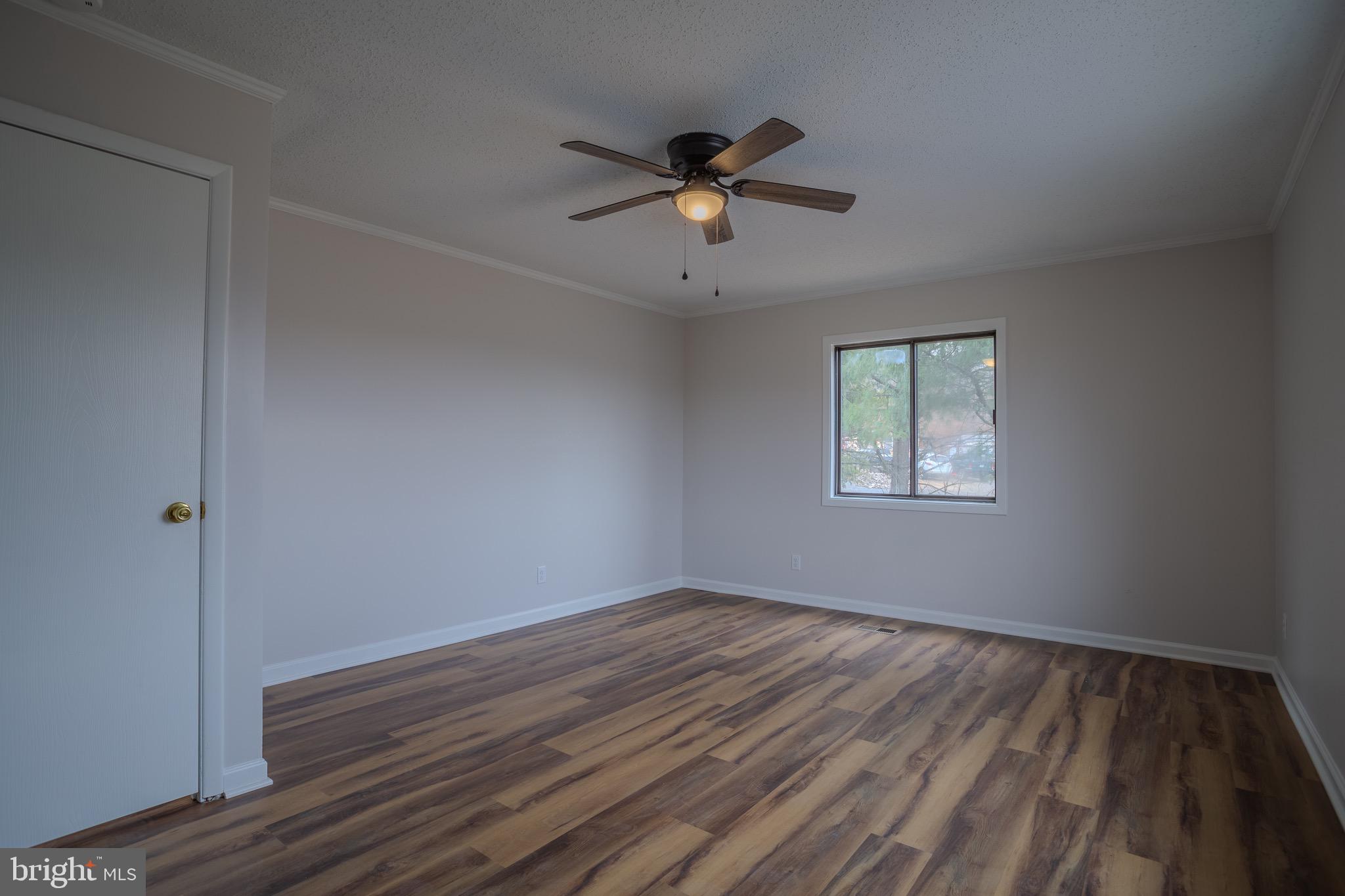 3456 Co Rte 9/9 Hedgesville, WV 25427 - Photo 16 of 40