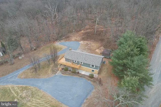 $2,750 | 3456 Co Rte 9/9, Hedgesville, WV 25427