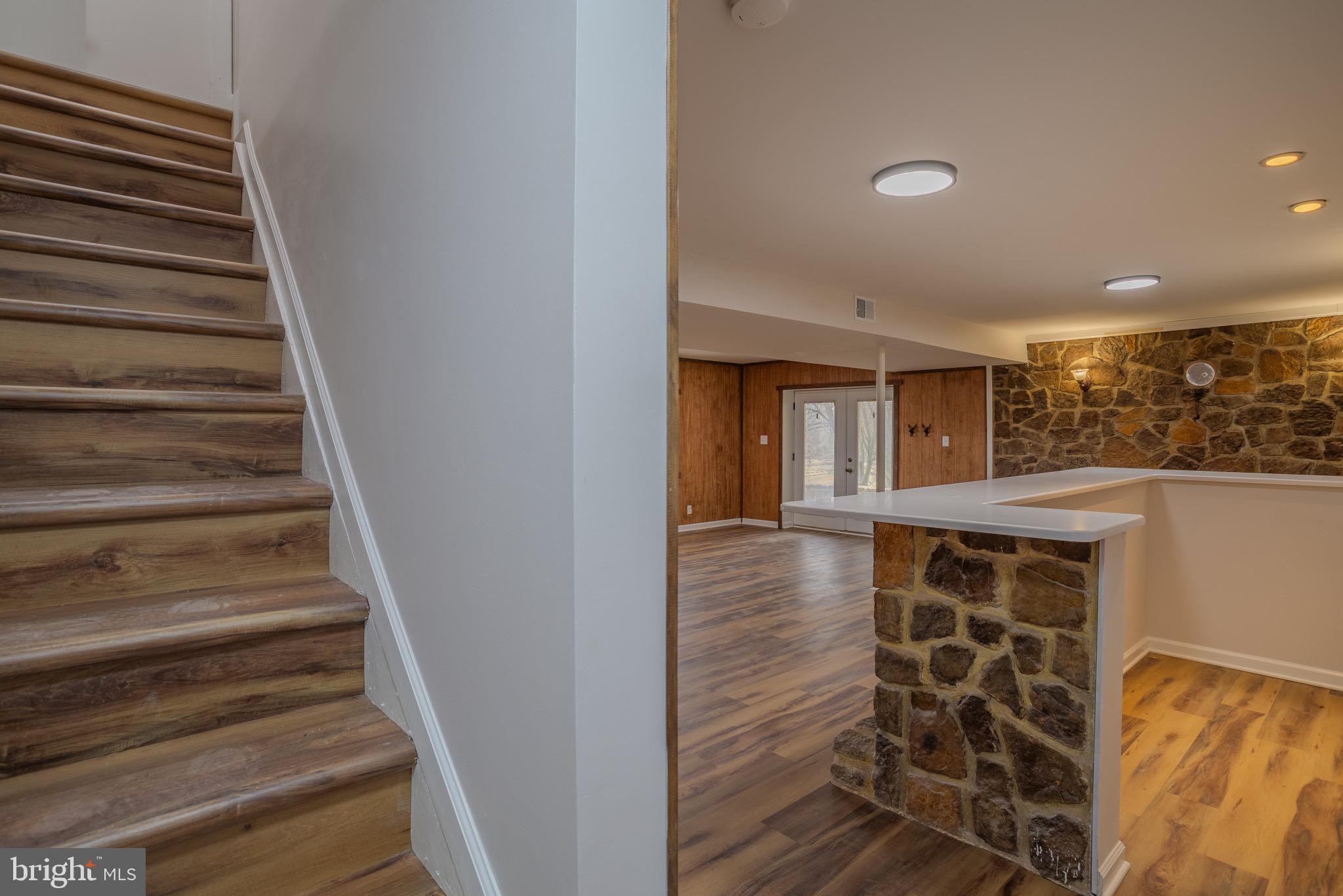 3456 Co Rte 9/9 Hedgesville, WV 25427 - Photo 25 of 40