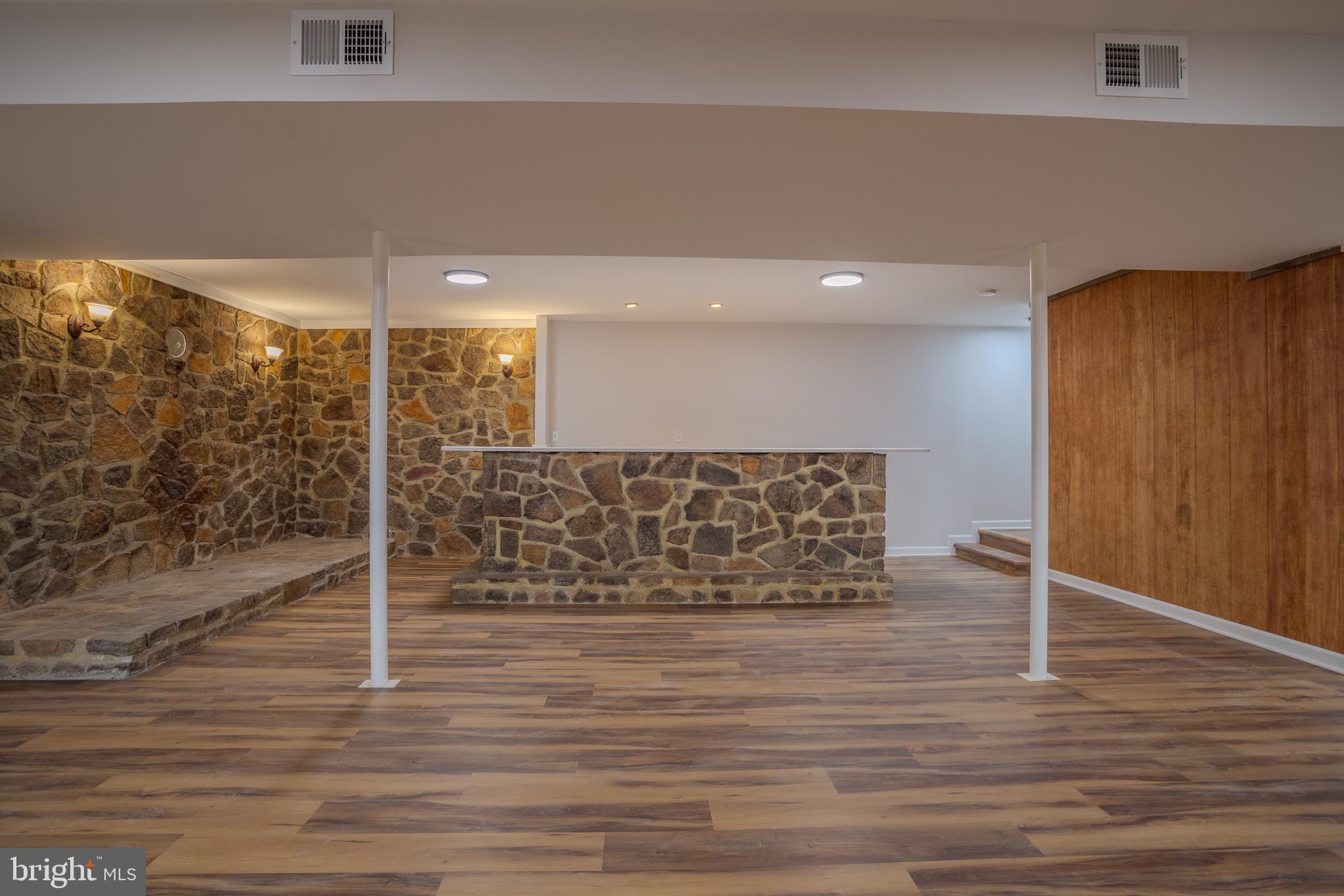 3456 Co Rte 9/9 Hedgesville, WV 25427 - Photo 30 of 40