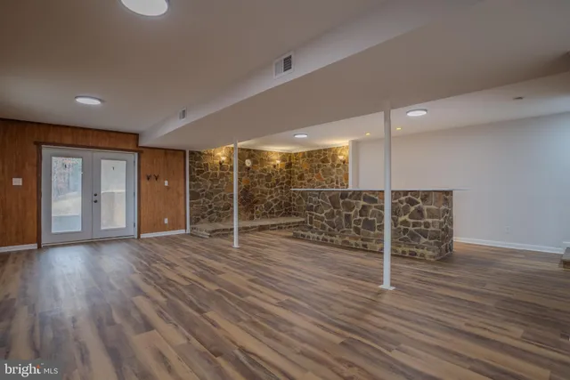 $2,750 | 3456 Co Rte 9/9, Hedgesville, WV 25427