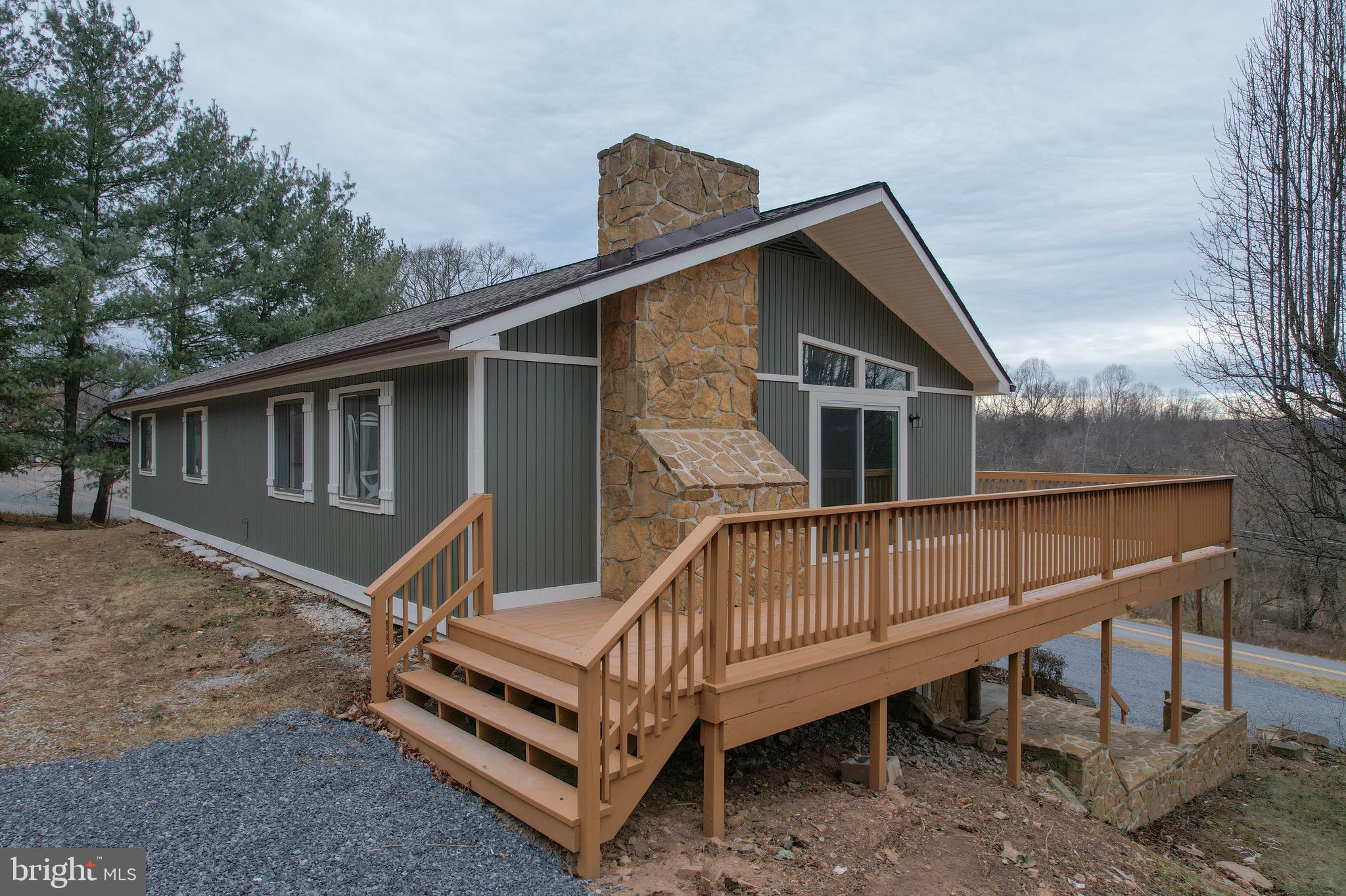 3456 Co Rte 9/9 Hedgesville, WV 25427 - Photo 5 of 40