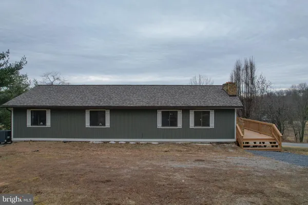 $2,450 | 3456 Co Rte 9/9, Hedgesville, WV 25427
