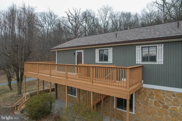 $2,750 | 3456 Co Rte 9/9, Hedgesville, WV 25427