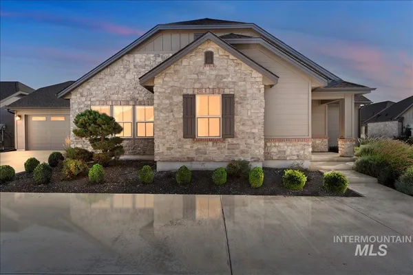 $505,000 | 4132 East Silverking Lane, Meridian, ID 83642
