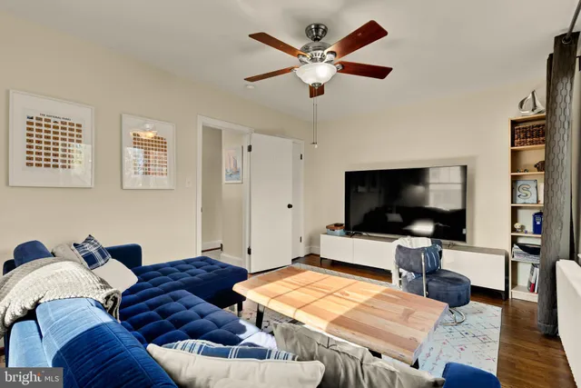 $4,200 | 6403 40th Avenue, Hyattsville, MD 20782