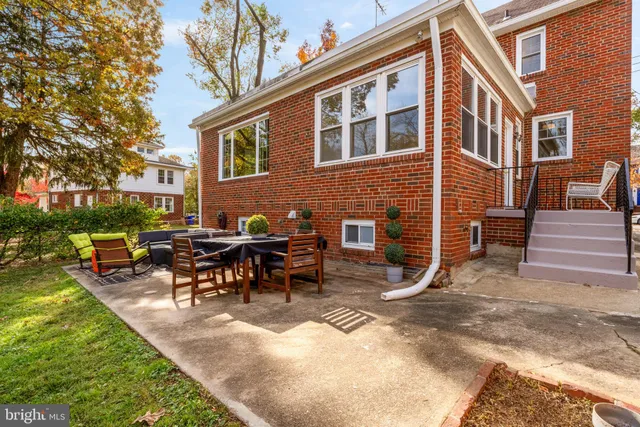 $4,200 | 6403 40th Avenue, Hyattsville, MD 20782