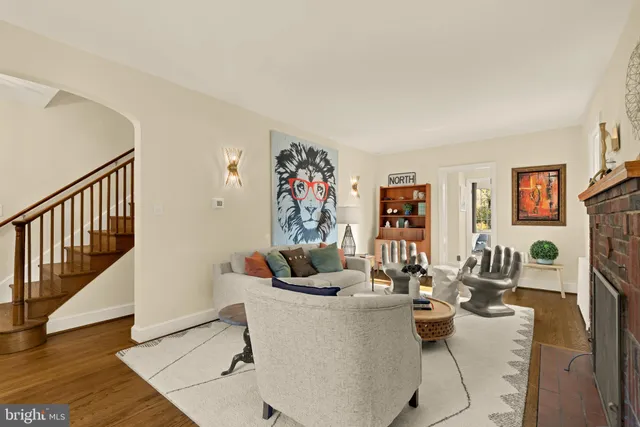 $4,200 | 6403 40th Avenue, Hyattsville, MD 20782