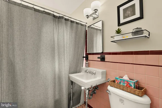 $4,200 | 6403 40th Avenue, Hyattsville, MD 20782