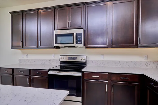 $2,900 | 5940 Manzanita Way, Vero Beach, FL 32967