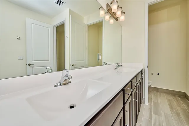 $2,900 | 5940 Manzanita Way, Vero Beach, FL 32967