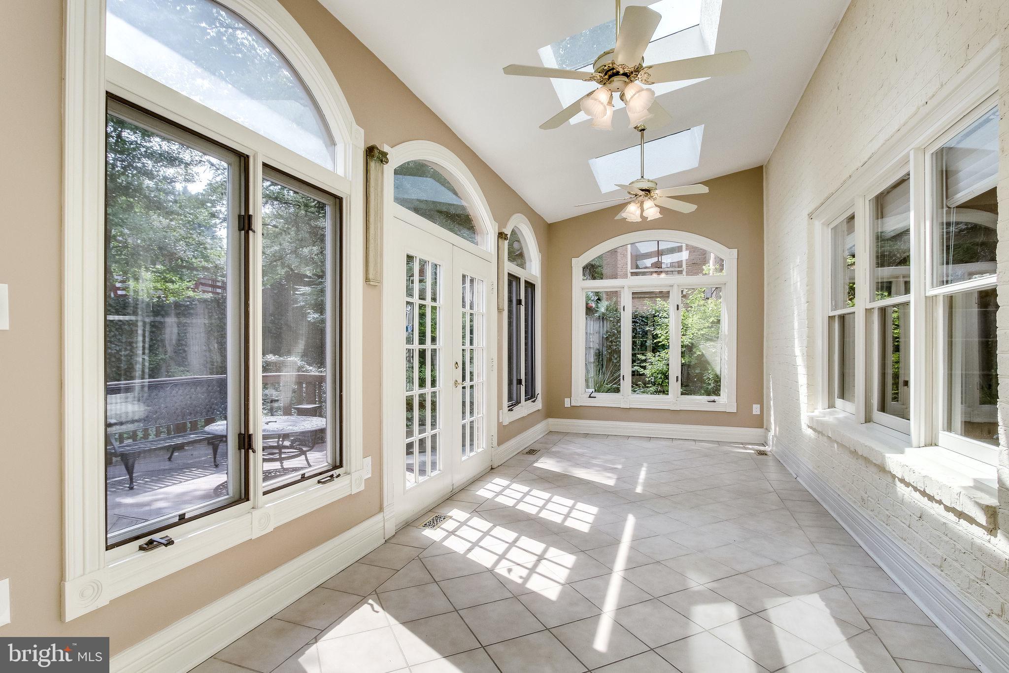 6570 Old Chesterbrook Road McLean, VA 22101 - Photo 25 of 69 Bright filled sunroom