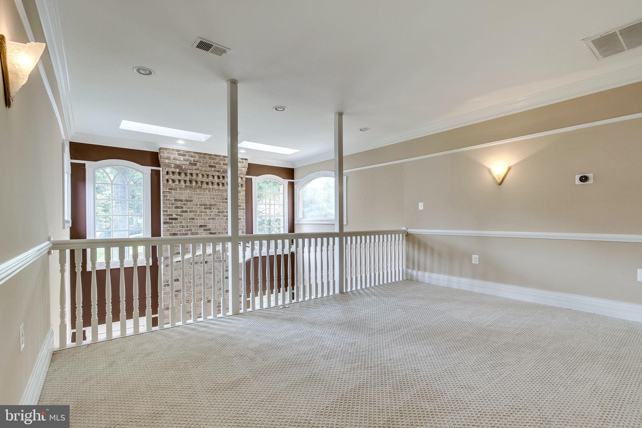 6570 Old Chesterbrook Road McLean, VA 22101 - Photo 31 of 69 Upper level sitting/living/flex space