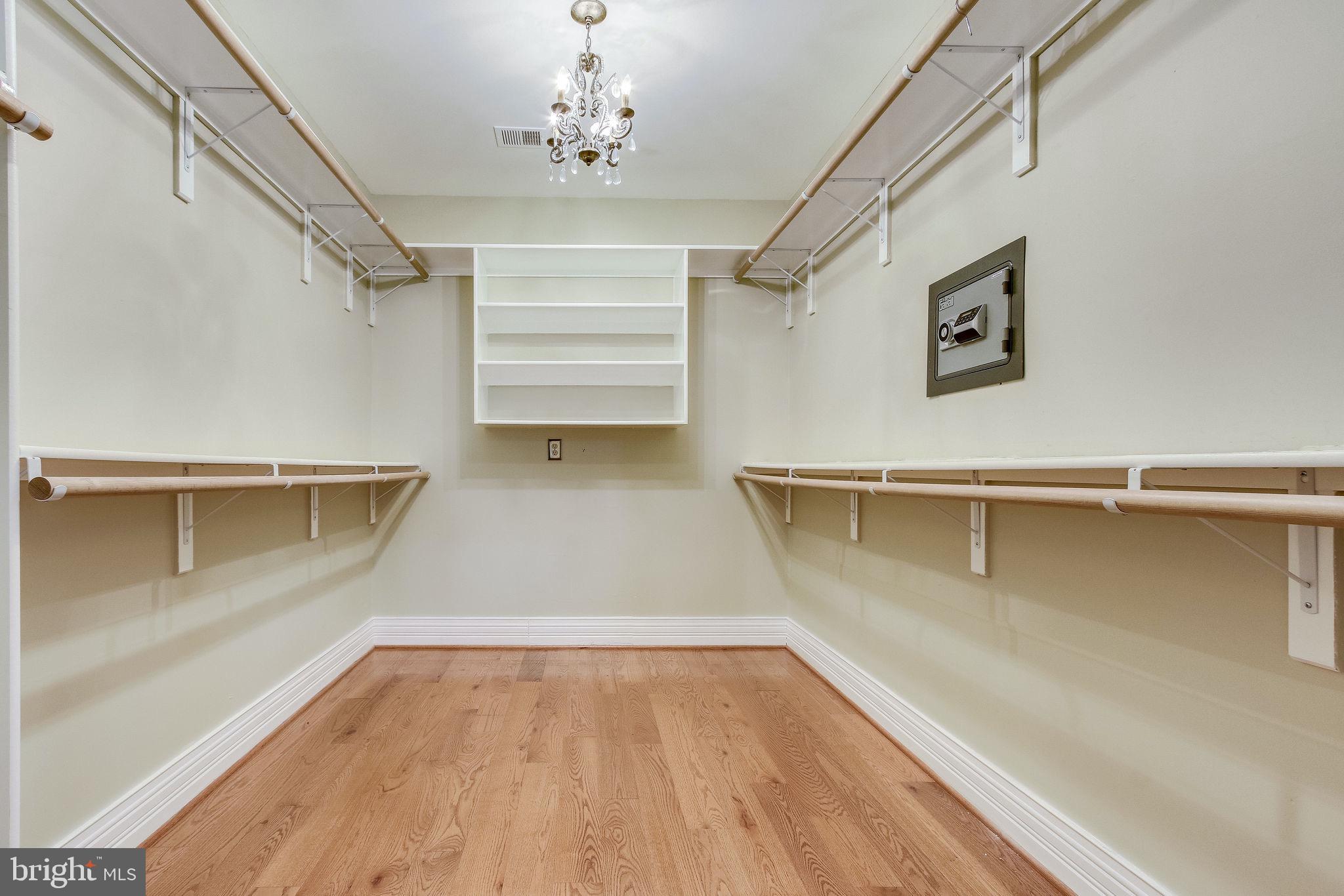 6570 Old Chesterbrook Road McLean, VA 22101 - Photo 47 of 69 Master suite walk in closet