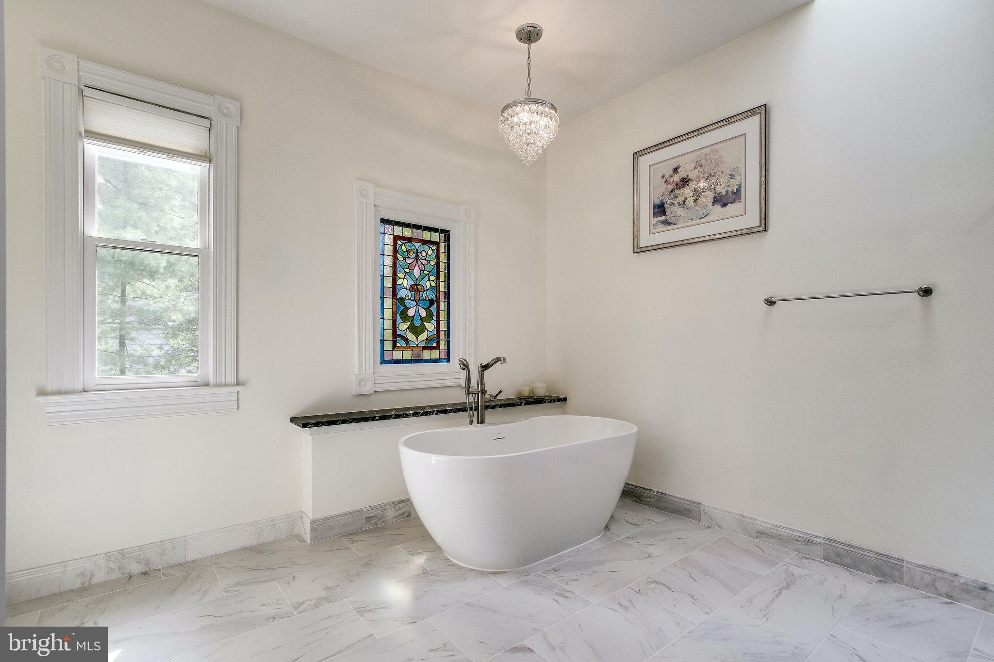 6570 Old Chesterbrook Road McLean, VA 22101 - Photo 50 of 69 Spa-like Soaker tub