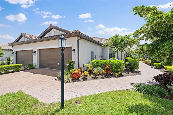 $489,250 | 6066 Mesa Glen, Bradenton, FL 34203
