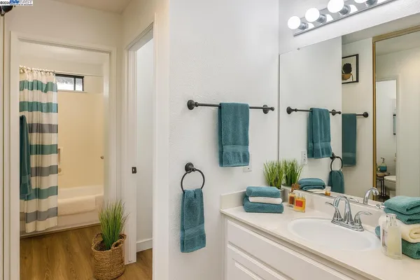 $398,950 | 1222 South Villa Way, Walnut Creek, CA 94595