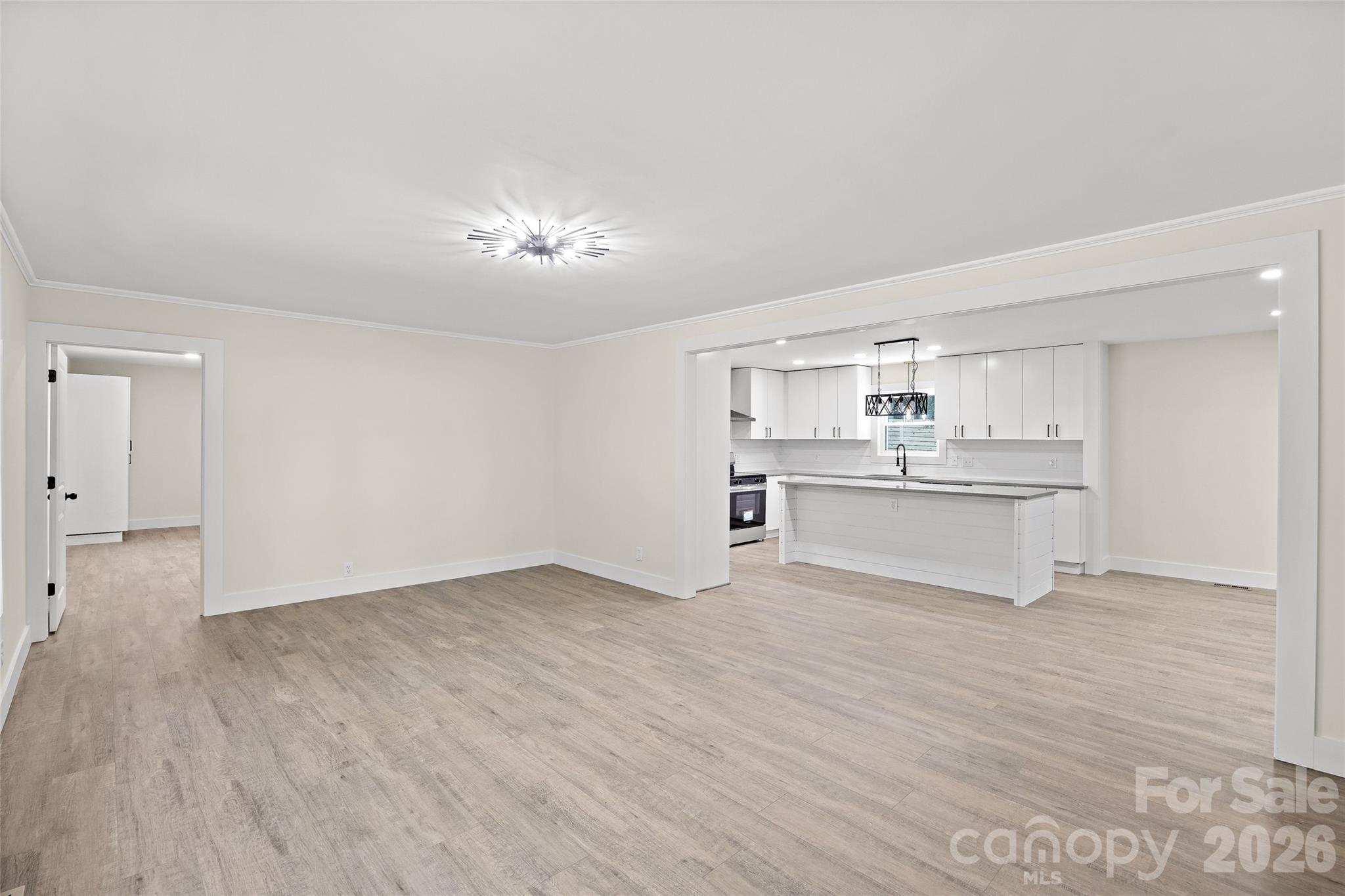 8033 Ritter Drive Charlotte, NC 28270 - Photo 6 of 38 Gallery Image 6