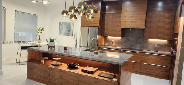 $7,500 | 3870 East Hibiscus Street, Weston, FL 33332