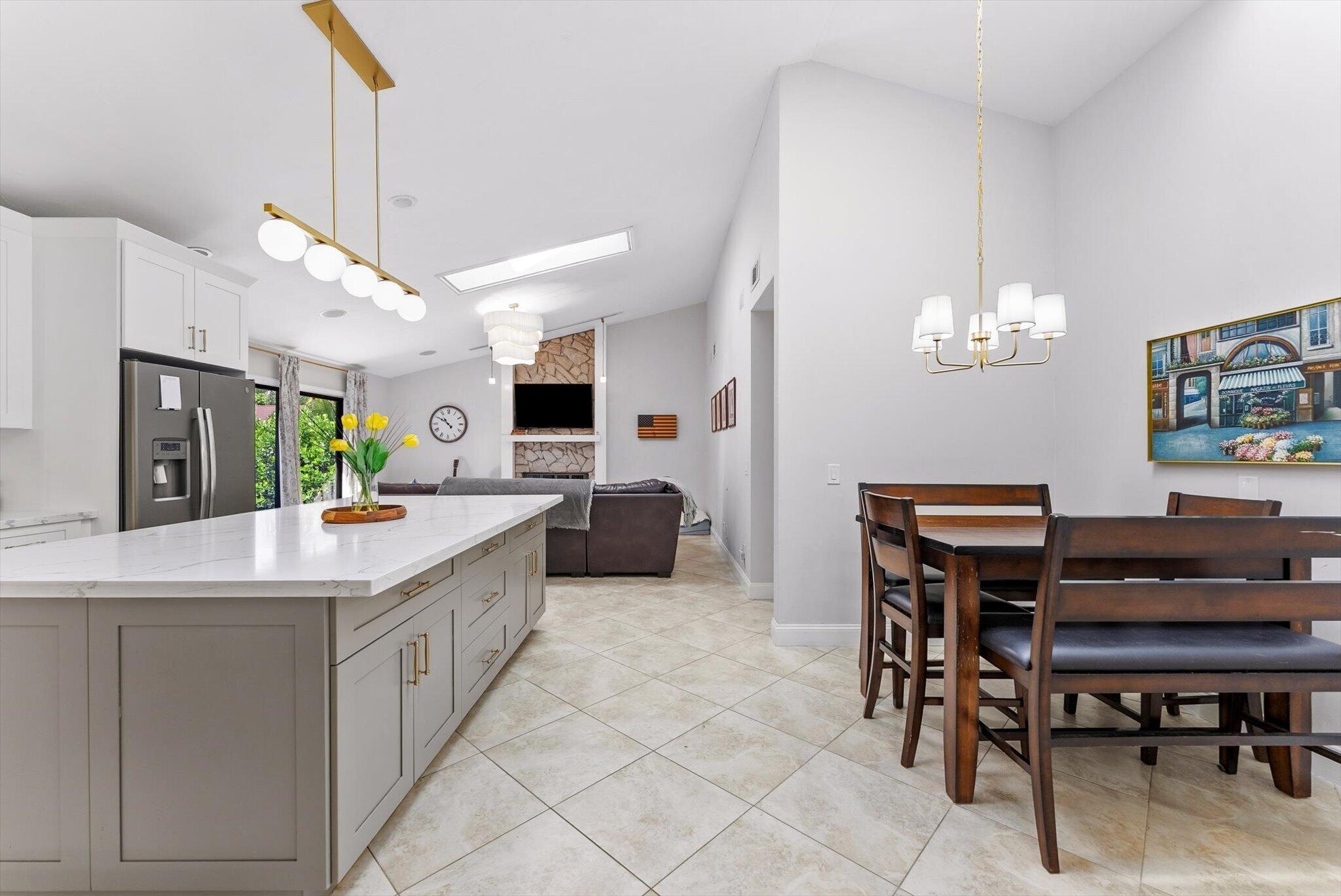 6515 Riparian Road Atlantis, FL 33462 - Photo 23 of 64 24-24