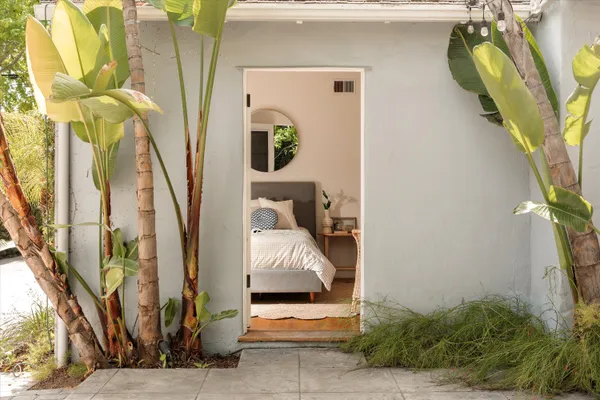 $1,850,000 | 2322 Chapala Street, Santa Barbara, CA 93105