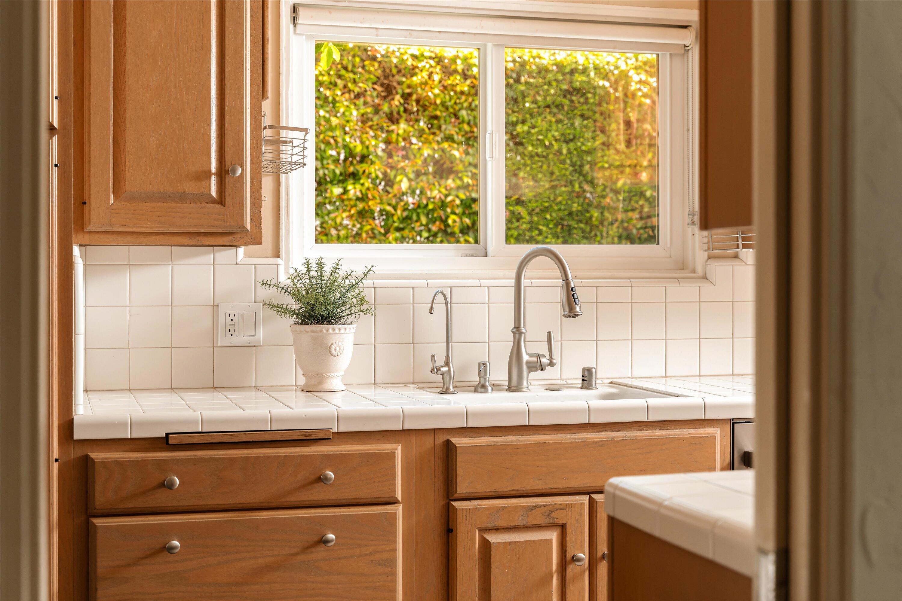2322 Chapala Street Santa Barbara, CA 93105 - Photo 8 of 29 Kitchen1_2322 Chapala