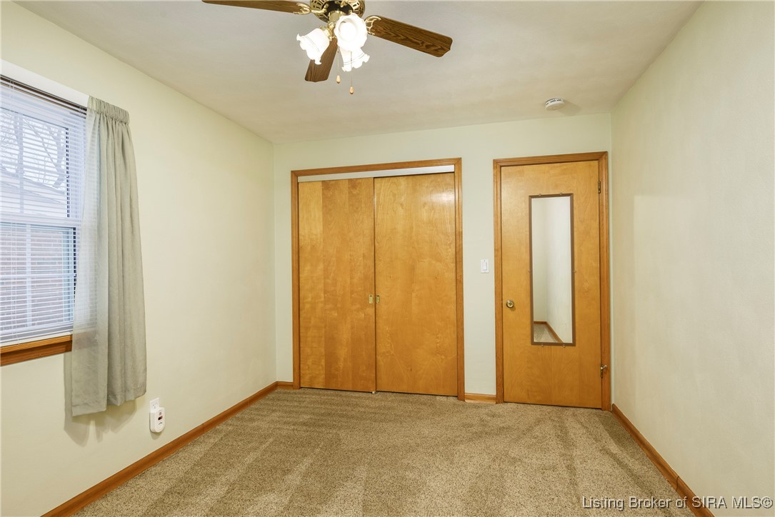 1424 Ridgeway Drive Jeffersonville, IN 47130 - Photo 18 of 40