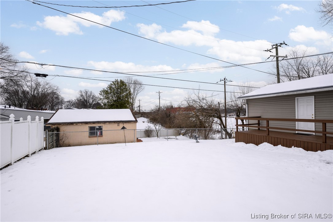 1424 Ridgeway Drive Jeffersonville, IN 47130 - Photo 35 of 40