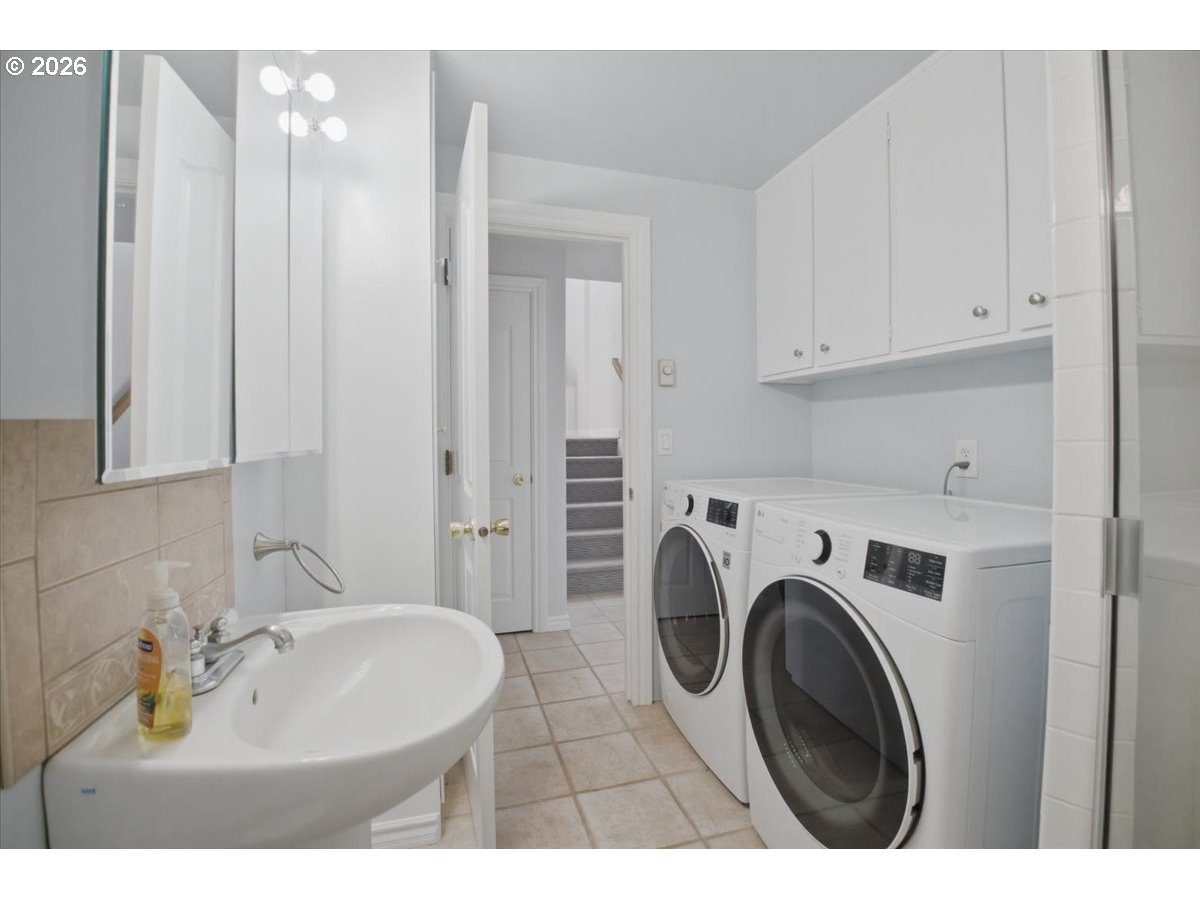 25357 High Pass Road Junction City, OR 97448 - Photo 26 of 43