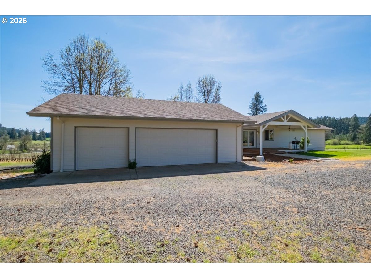 25357 High Pass Road Junction City, OR 97448 - Photo 33 of 43