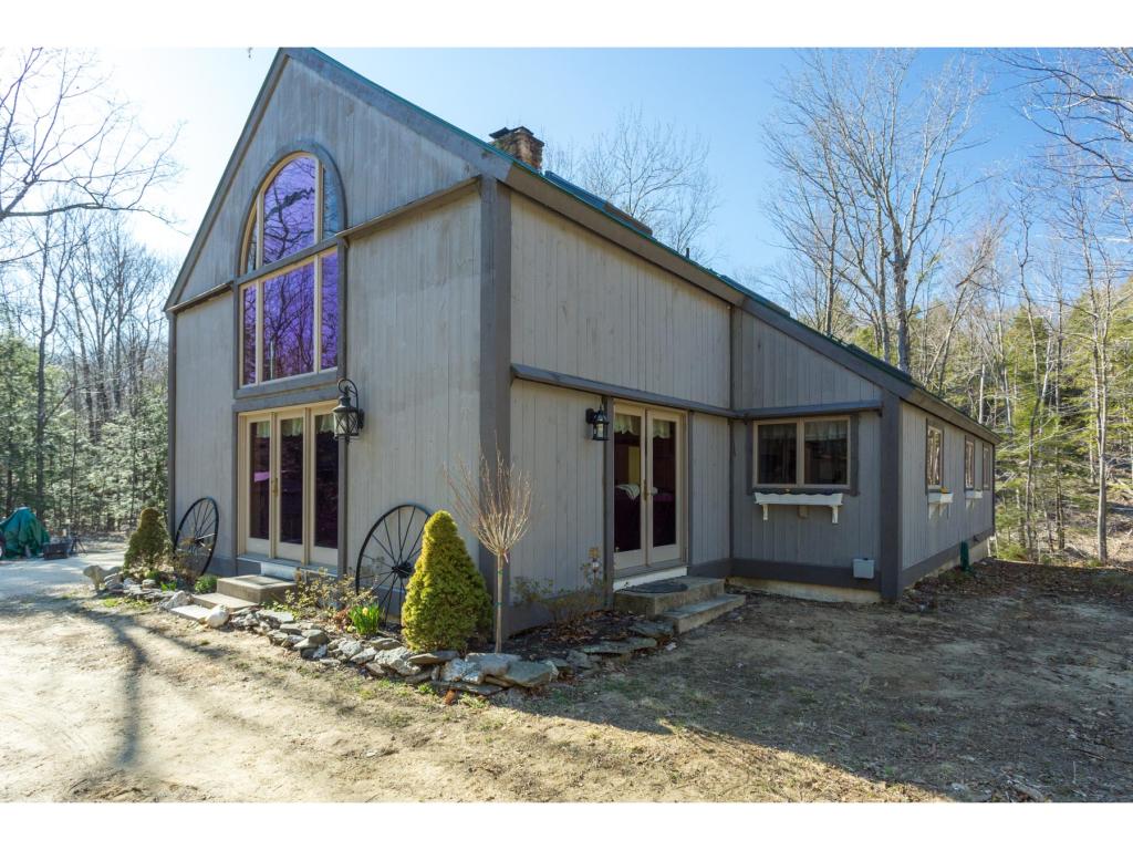 156 Mountain Road Deerfield, NH 03037 - Photo 2 of 29