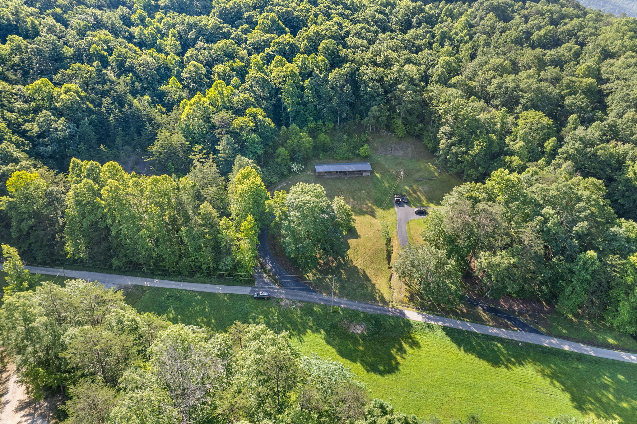 956 Cove Road Stanton, KY 40380 - Photo 62 of 72 61-web-or-mls-DJI_0066