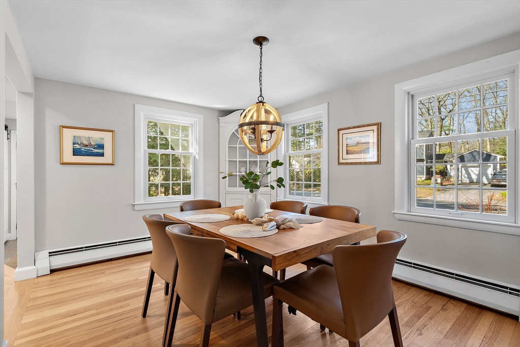 13 Mohegan Road Acton, MA 01720 - Photo 12 of 39