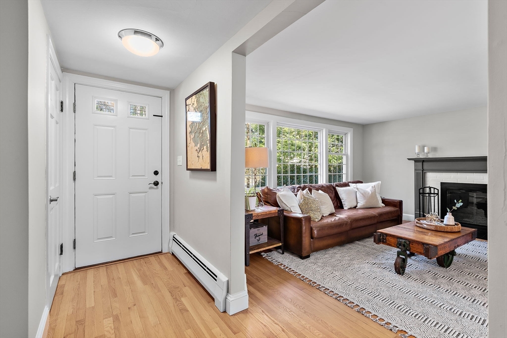 13 Mohegan Road Acton, MA 01720 - Photo 17 of 39