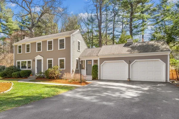 $875,000 | 13 Mohegan Road, Acton, MA 01720