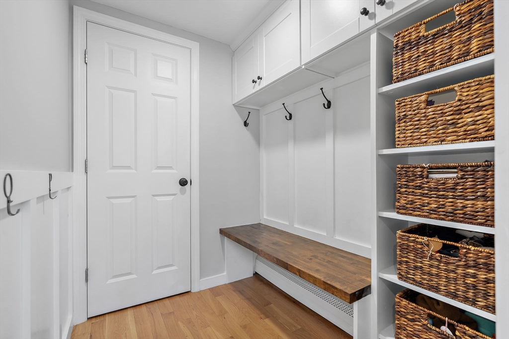 13 Mohegan Road Acton, MA 01720 - Photo 5 of 39