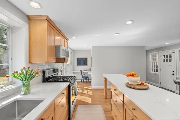 $875,000 | 13 Mohegan Road, Acton, MA 01720